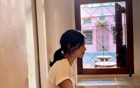 今天股市波澜不惊，不发盈亏了发点库存照片😁😁