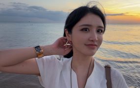 我发点儿度假照片吧。