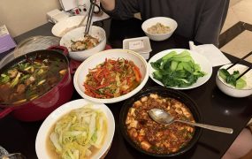 这是怎样的意志力啊，怪不得我胖😭😭